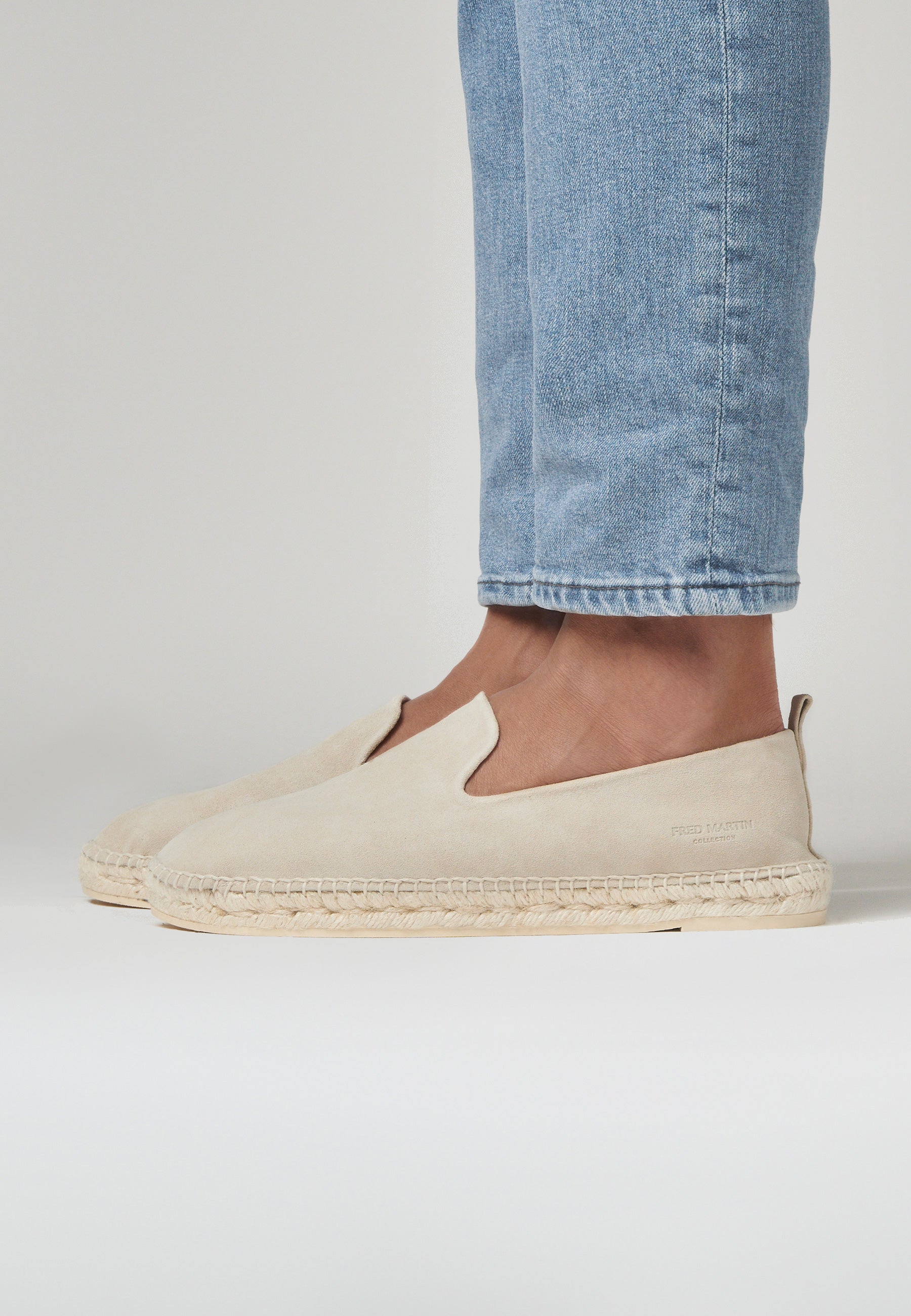 Slippers - Banana Suede