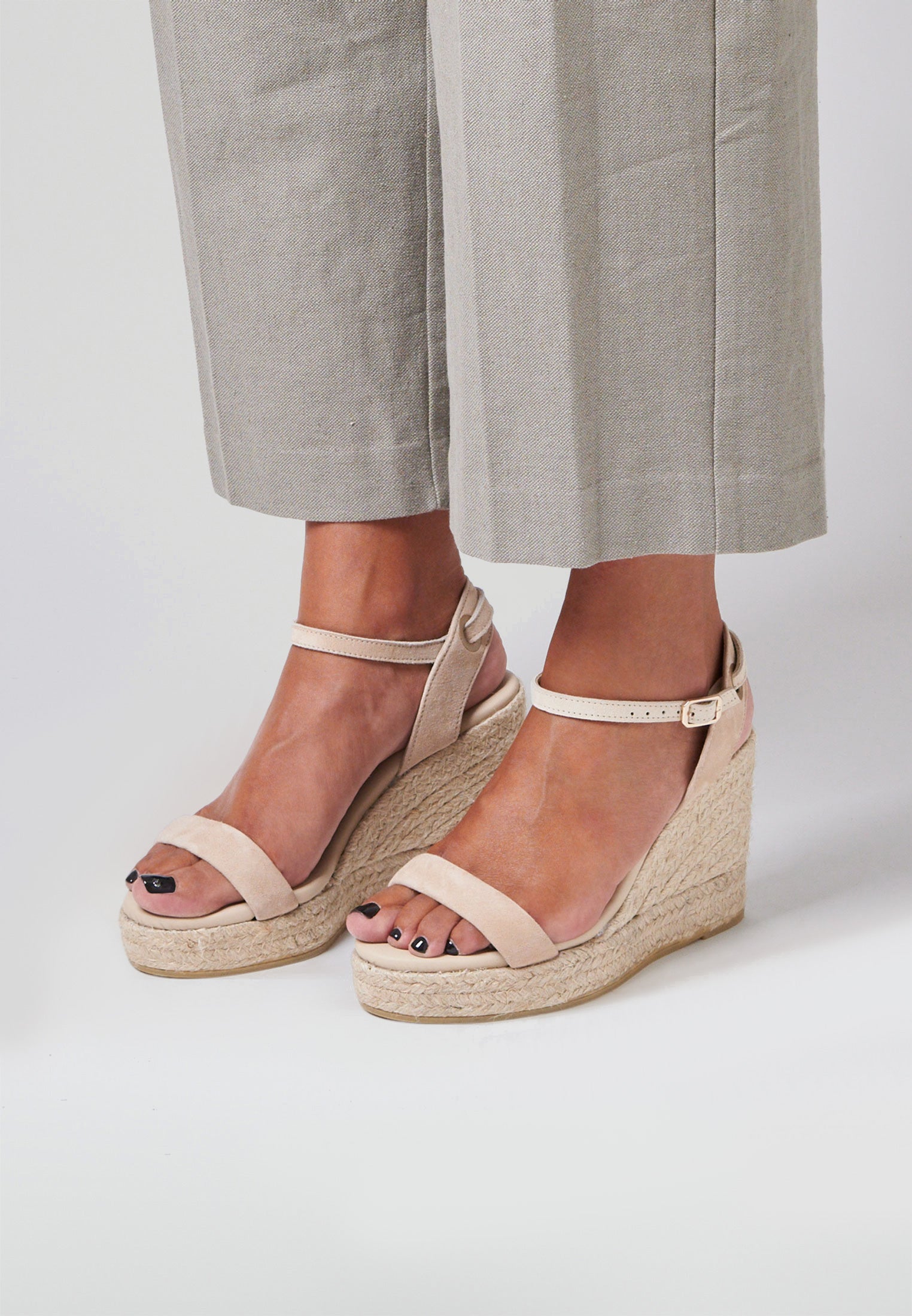 Keilsandalen - Beiges Wildleder
