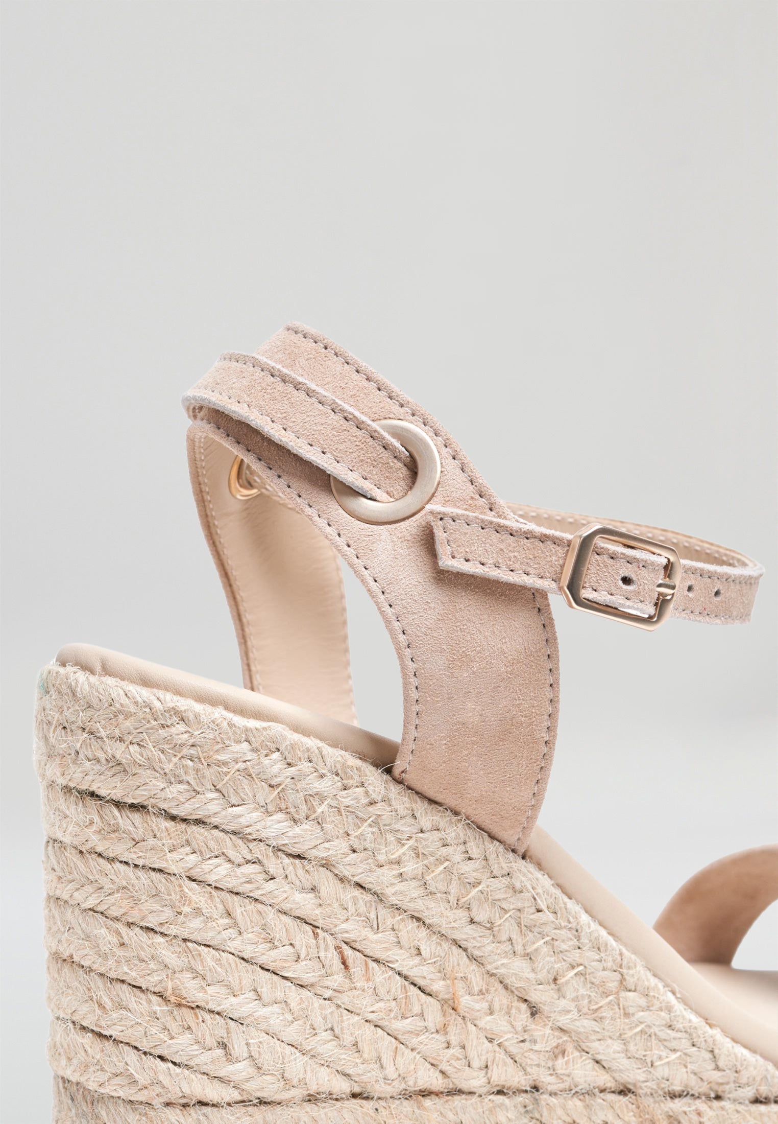 Keilsandalen - Beiges Wildleder