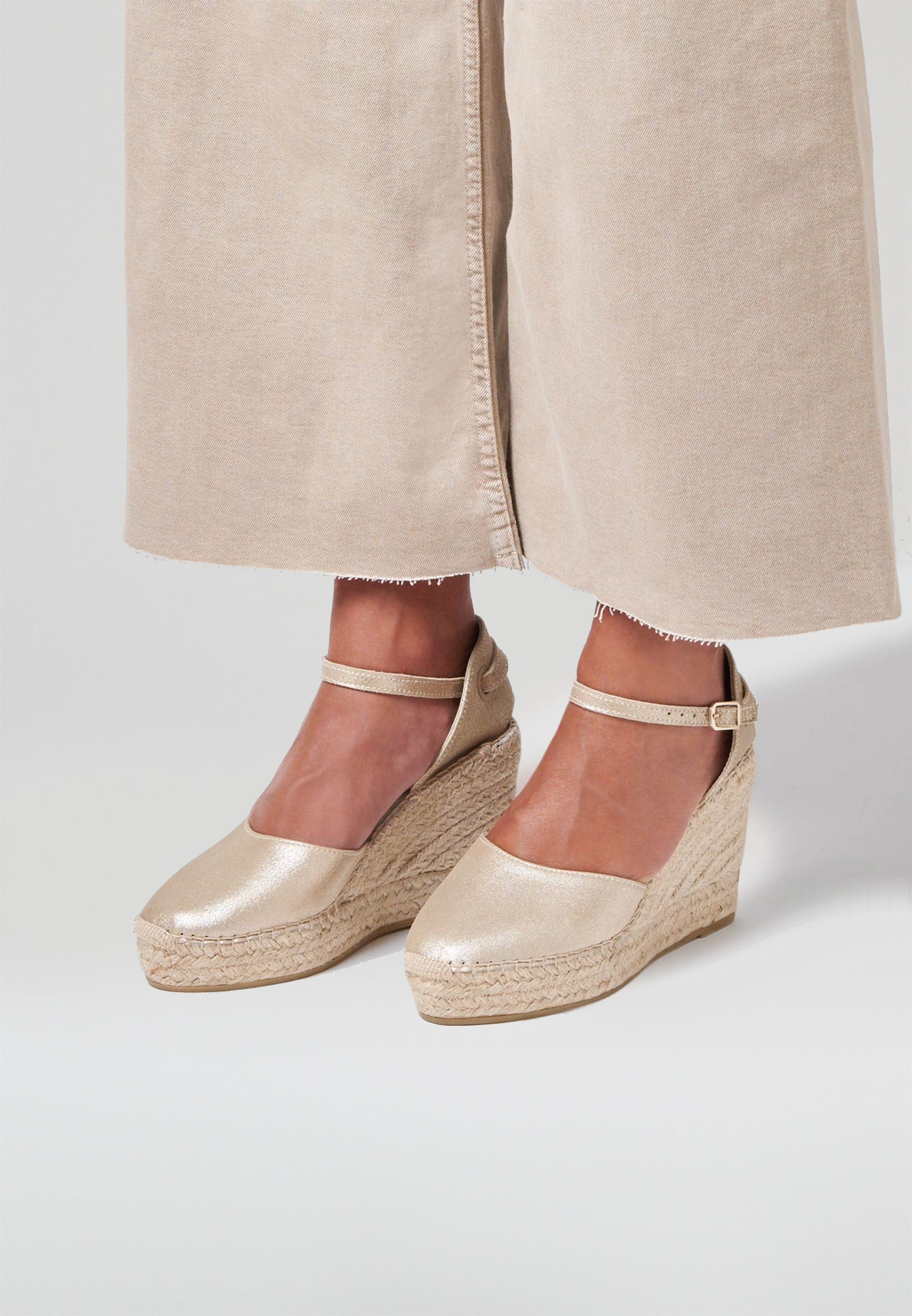 Wedges - Platinum Suede