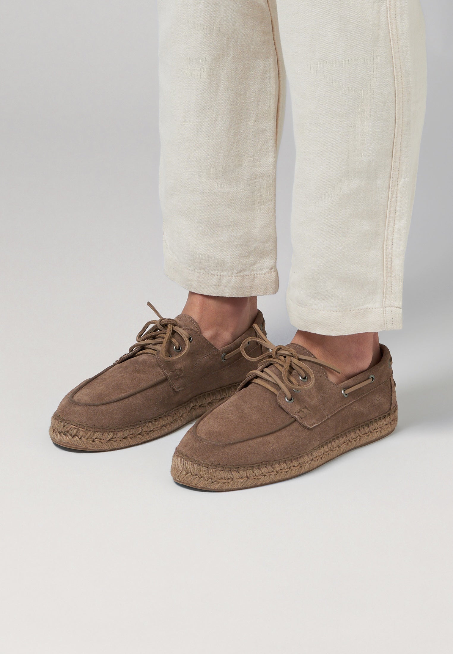 Boat Shoes - Magno Suede