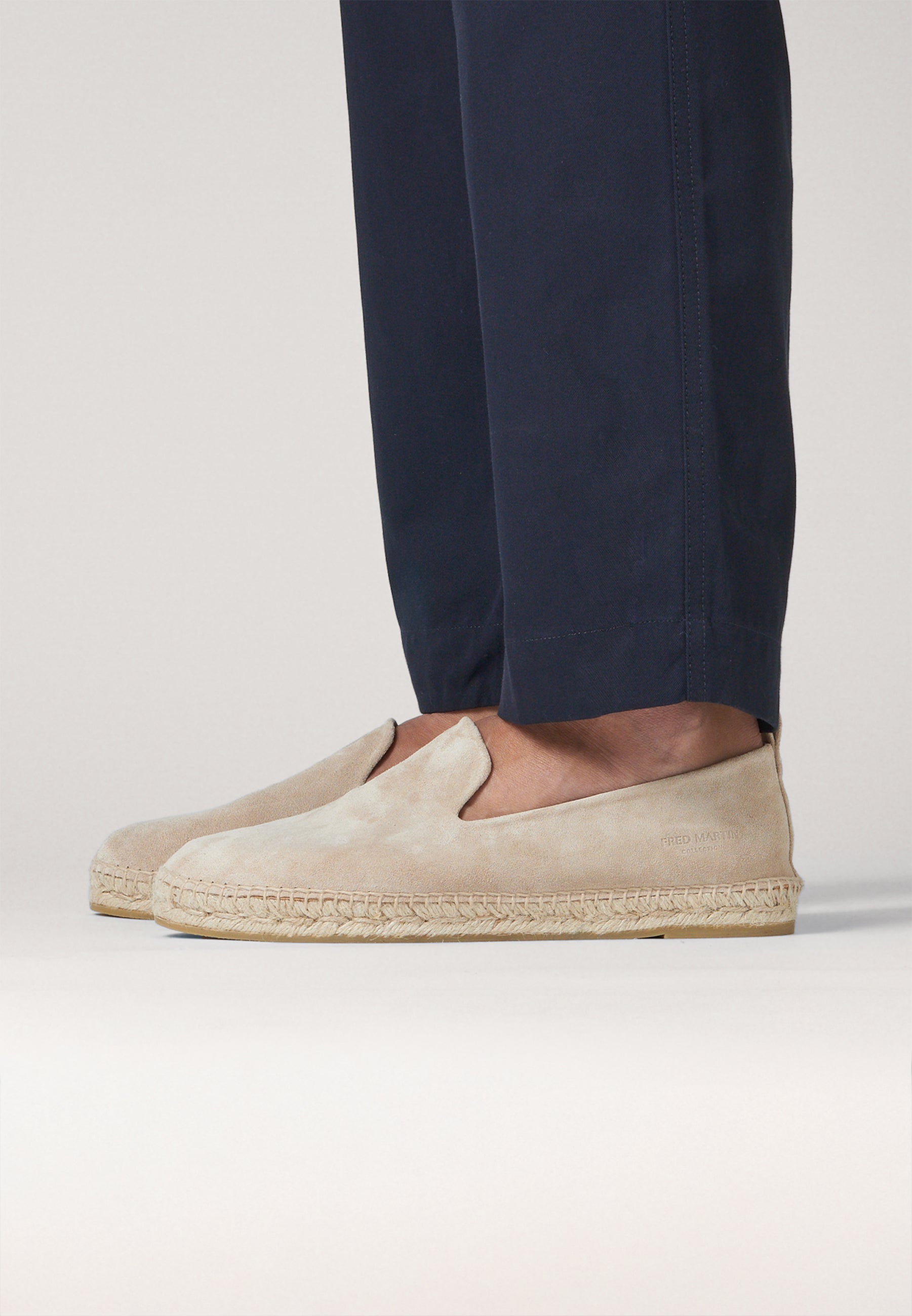 Slippers - Ecru Suede