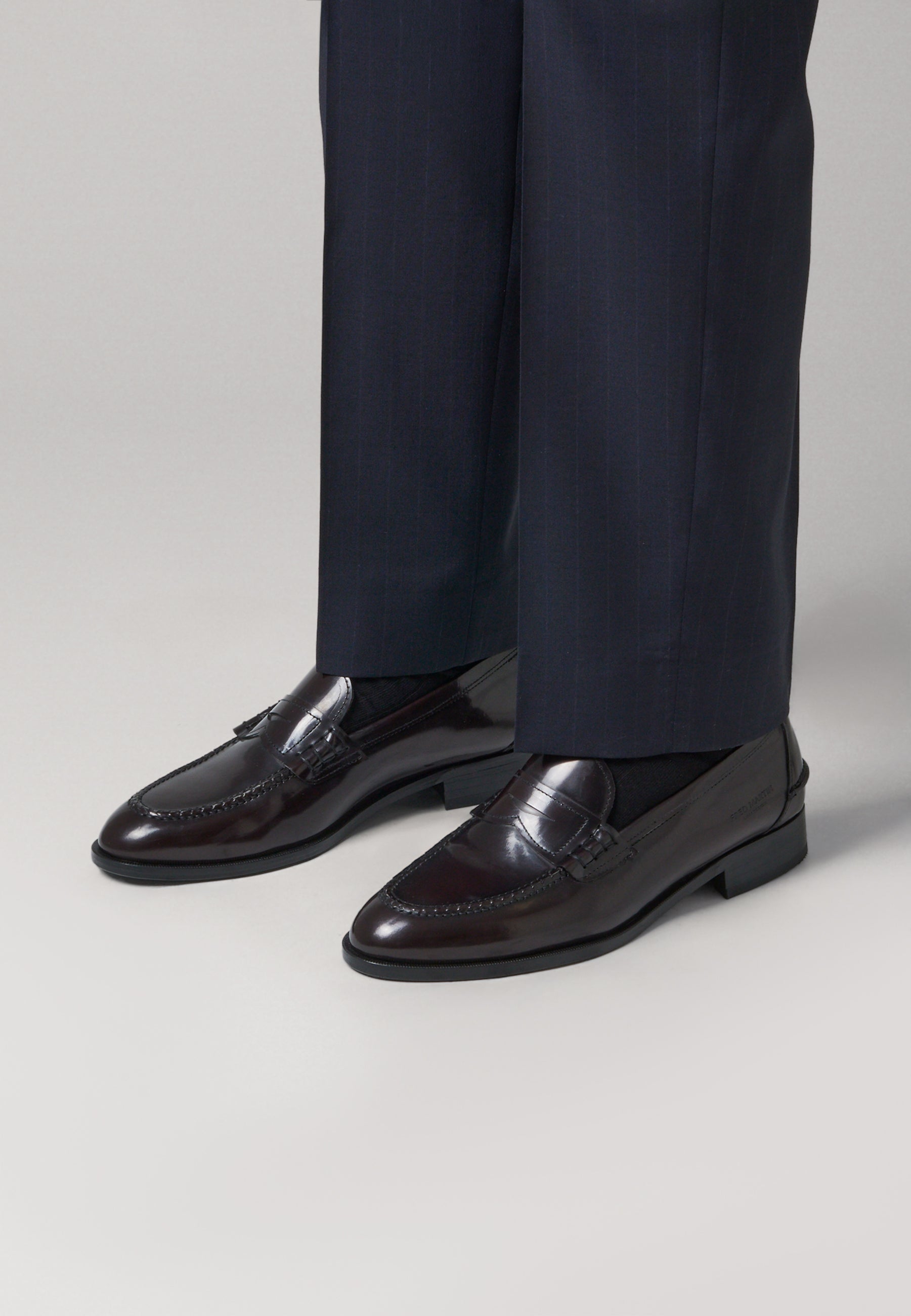 Penny Loafers - Burgundy Antique