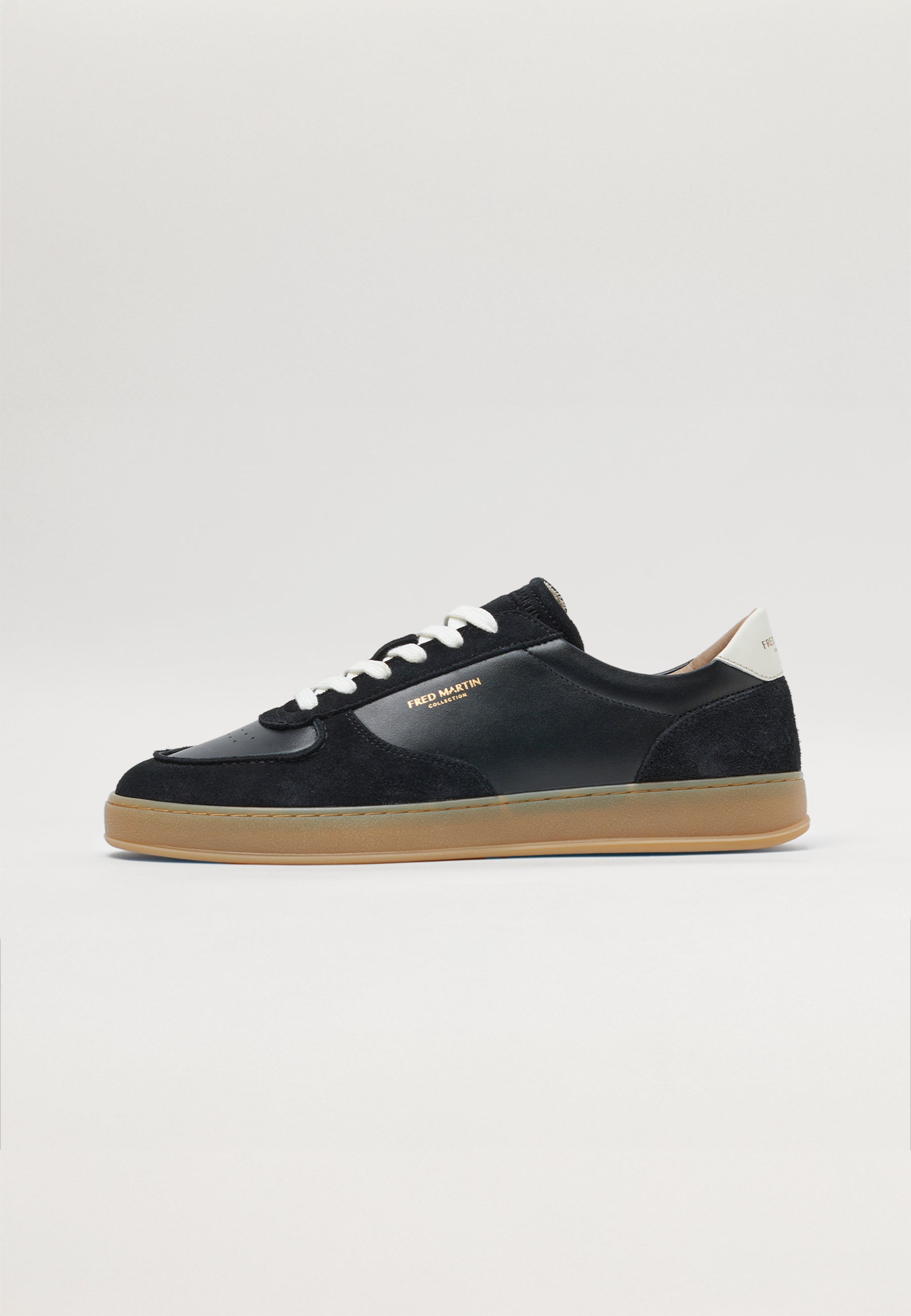 Sneakers - Retro Couture 02 Black Leather