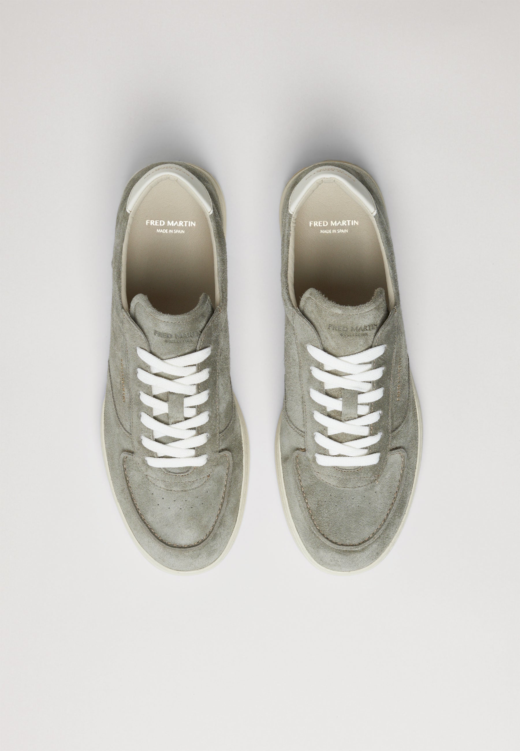 Sneakers - Retro Couture 02 Moss Suede