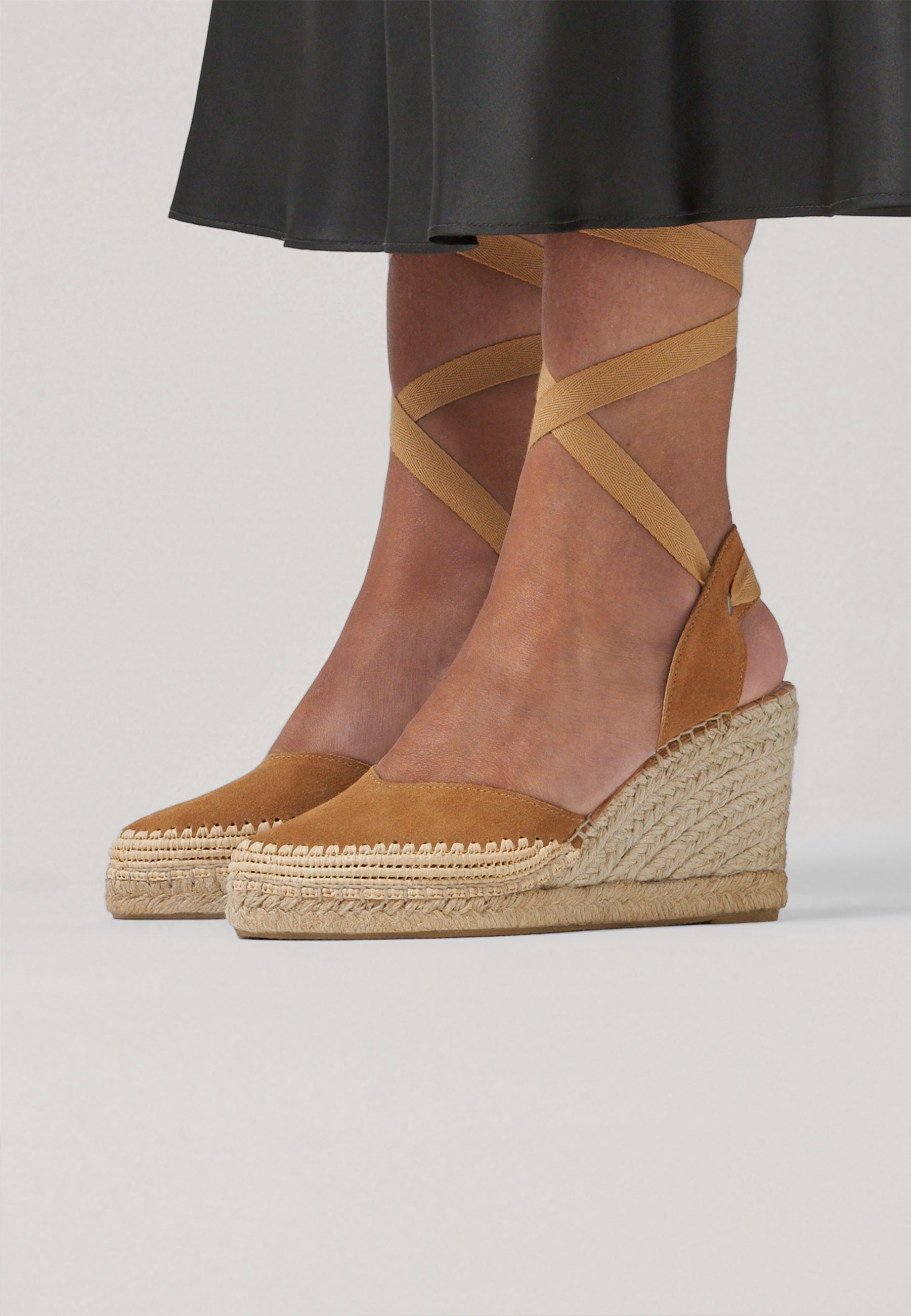 Raffia Wedges - Camel Suede