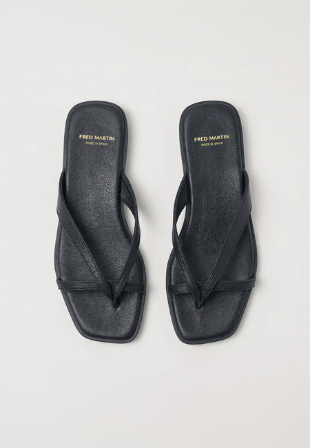 Thong Sandals - Black Leather