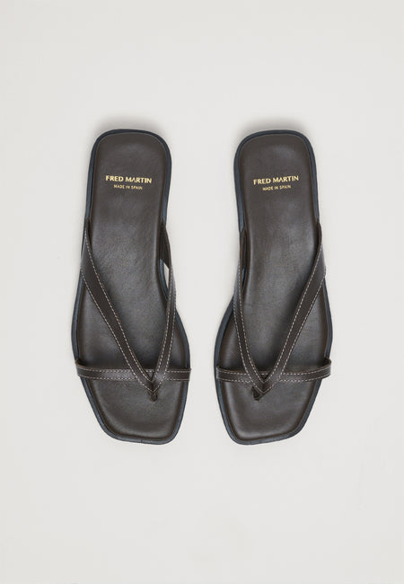 Thong Sandals - Chocolate Leather