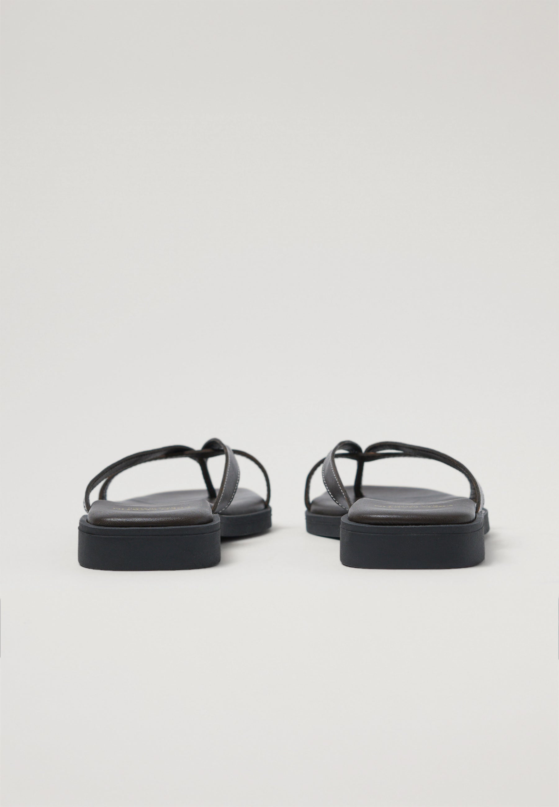 Thong Sandals - Chocolate Leather