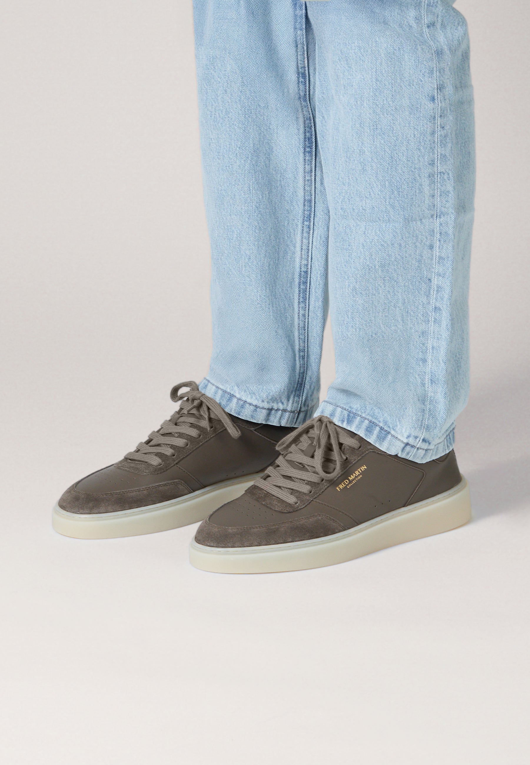 Sneakers - Retro Couture 01 Stone Leather