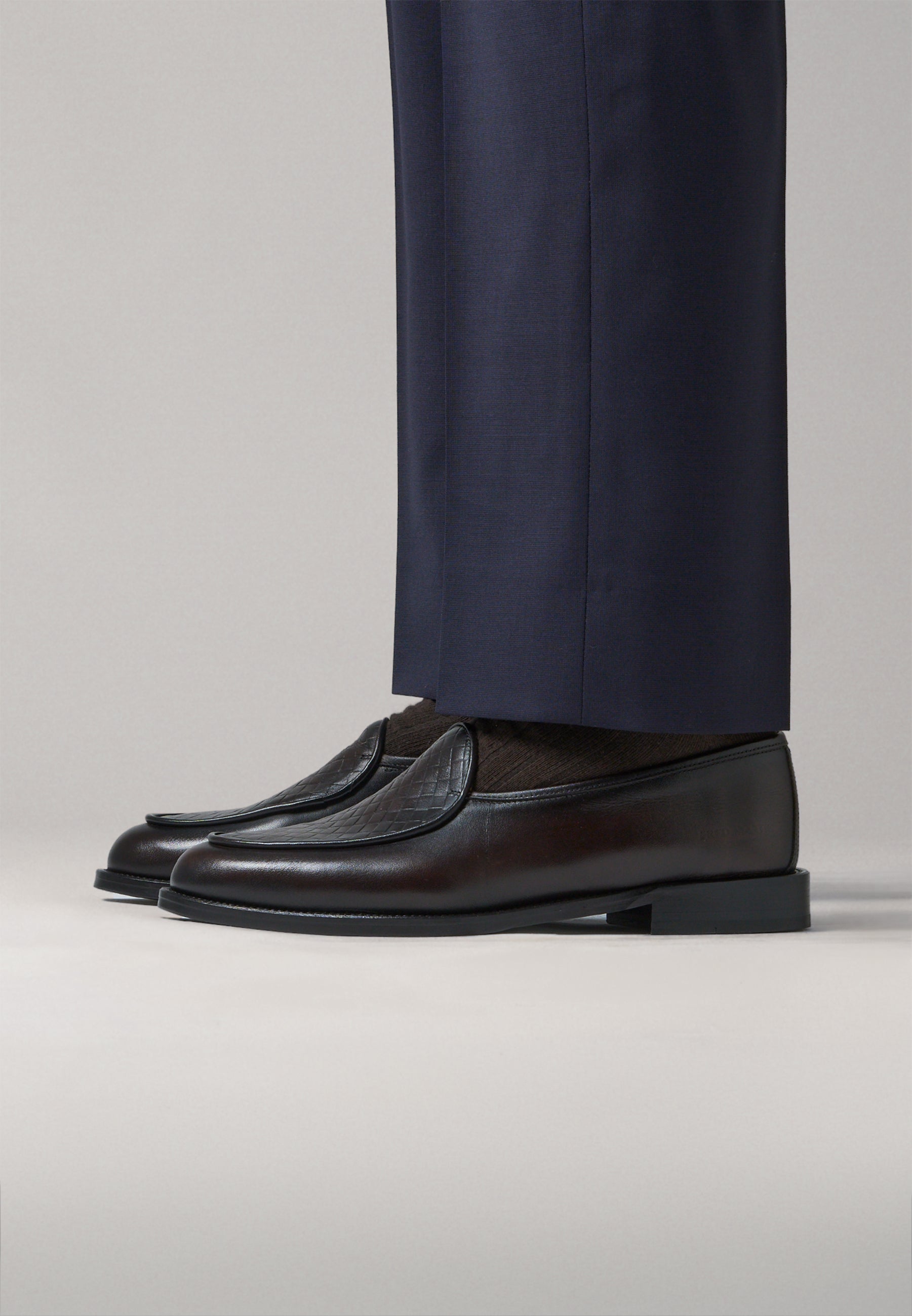 Belgian Woven - Caoba Leather