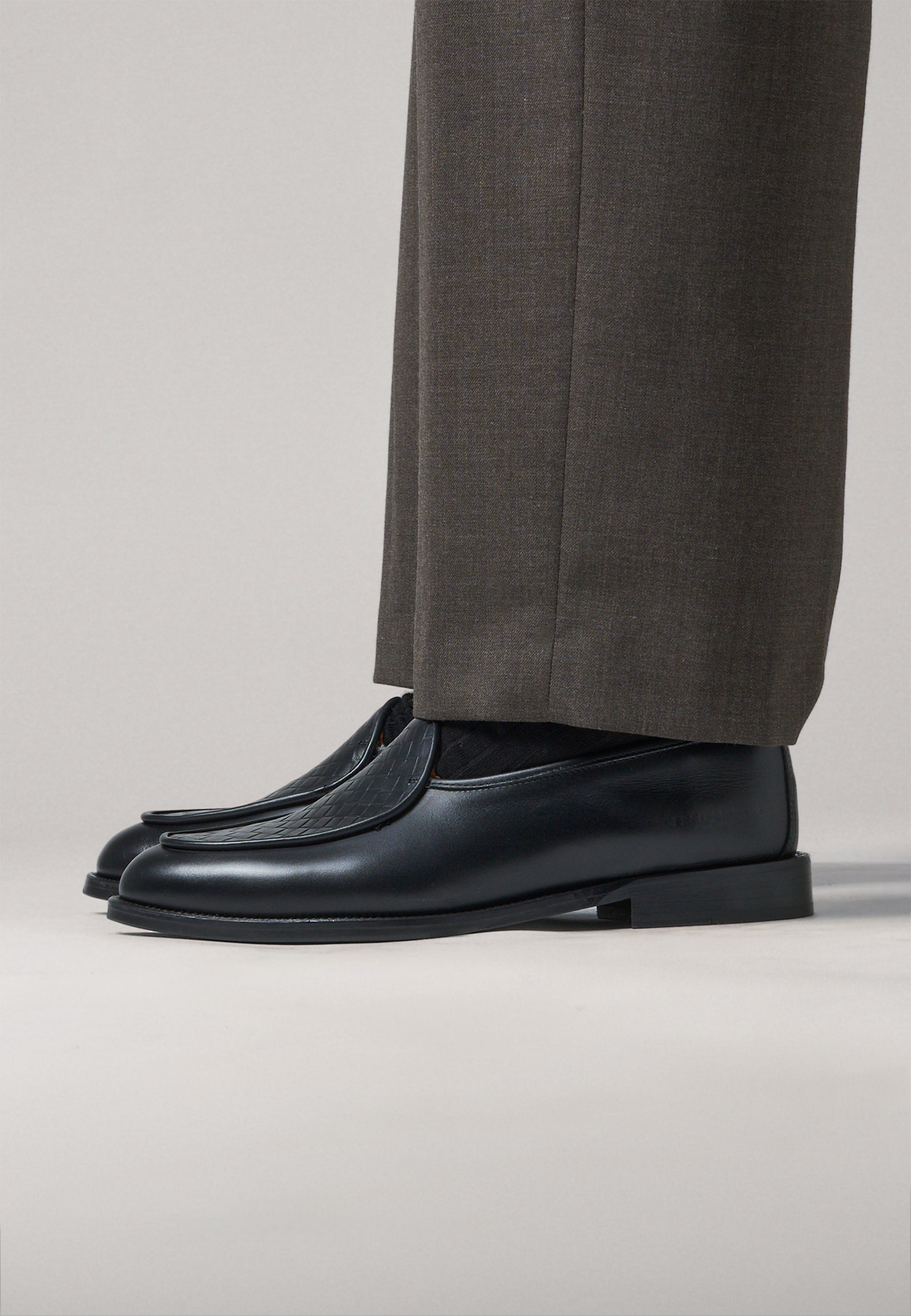 Belgian Woven - Ebano Leather