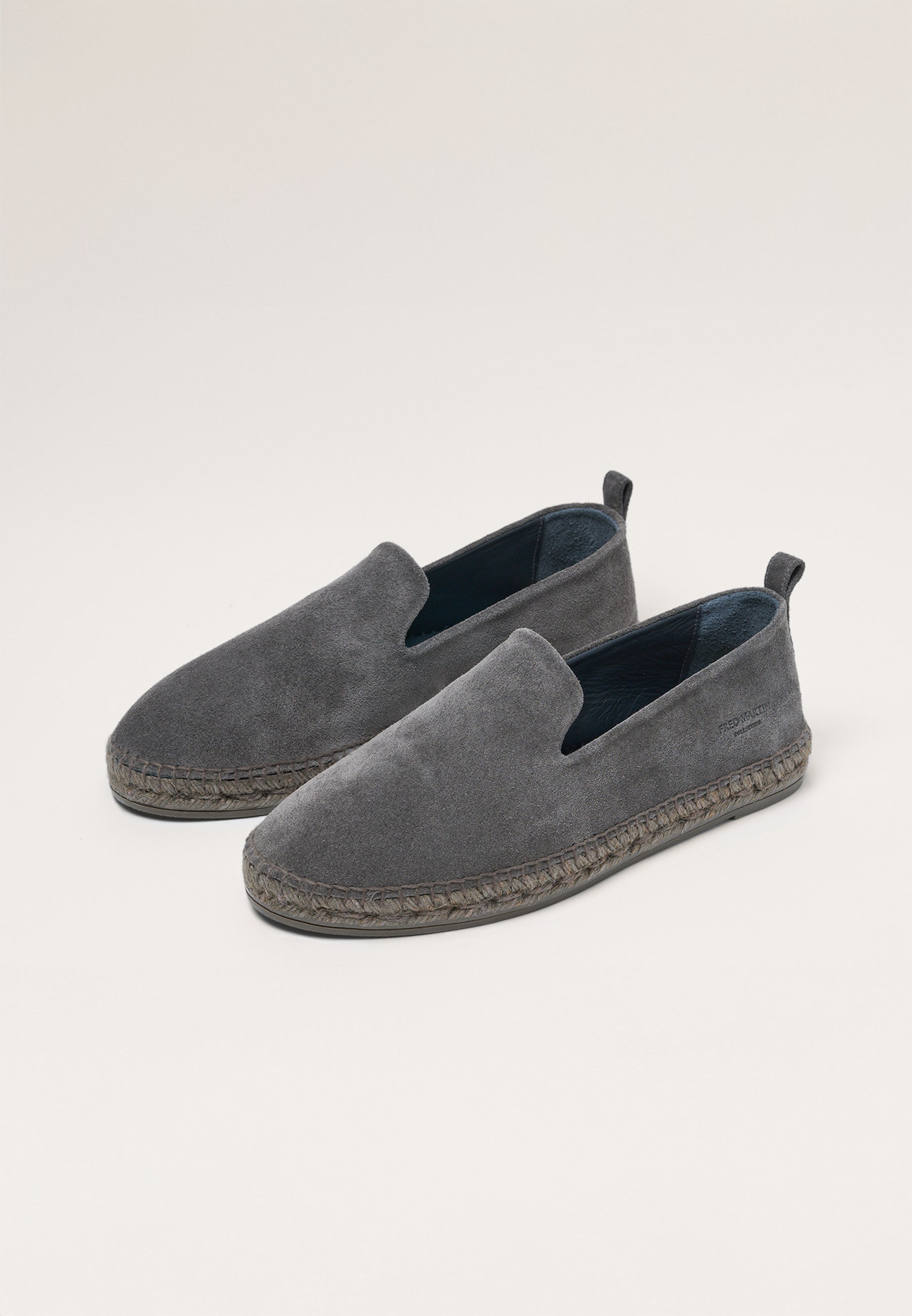 Slippers - Fumo Suede