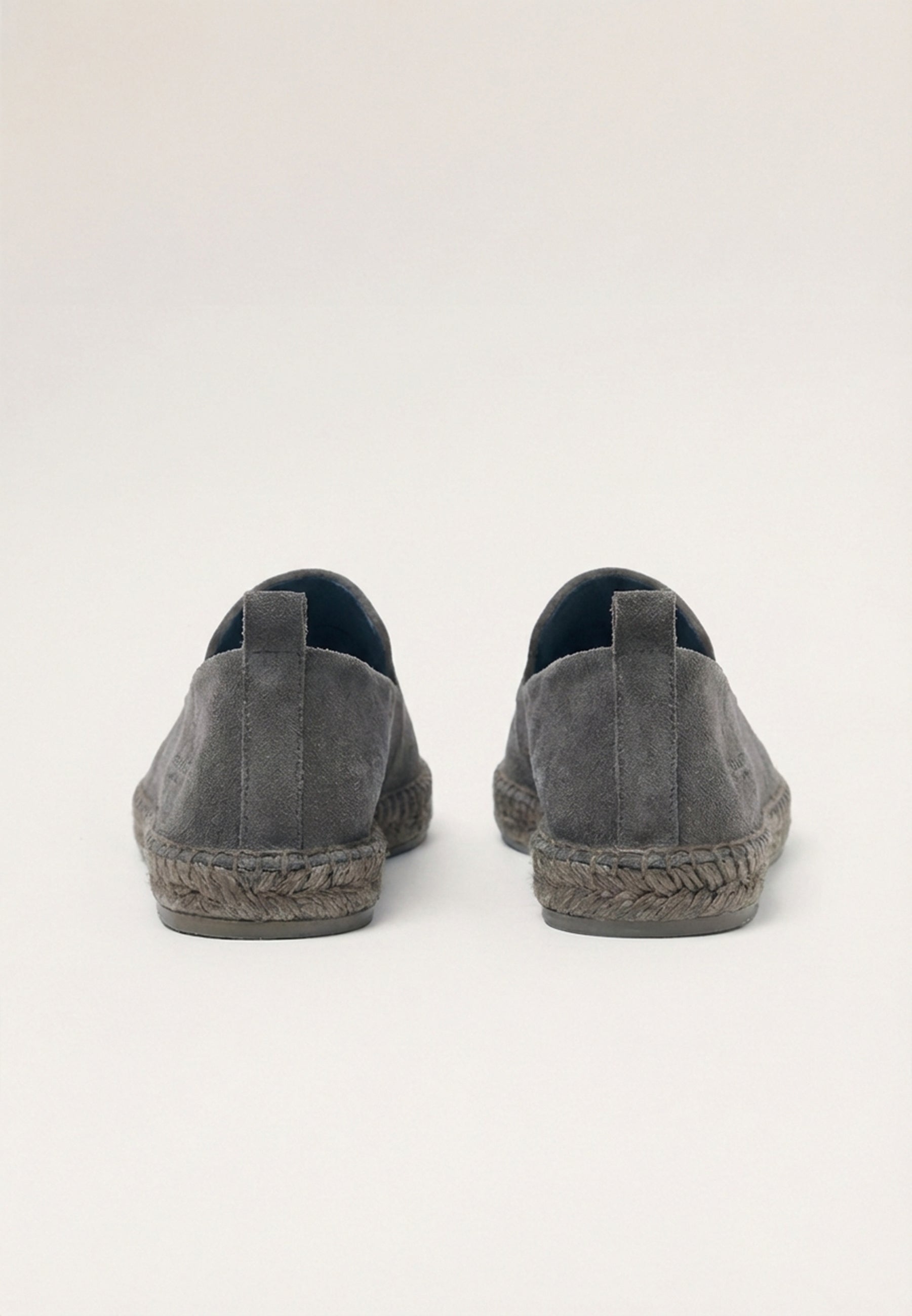 Slippers - Fumo Suede