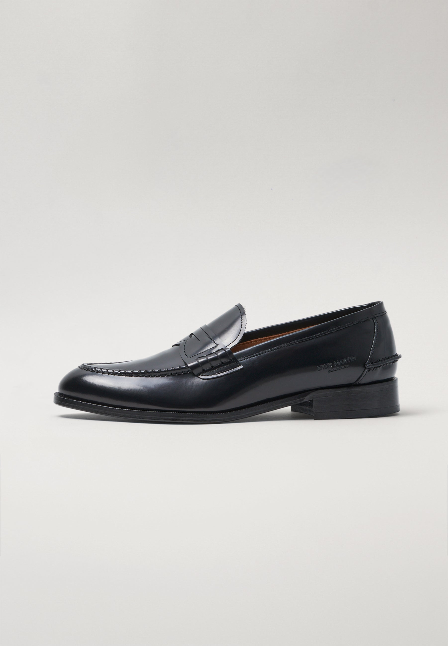 Penny Loafers - Black Antique