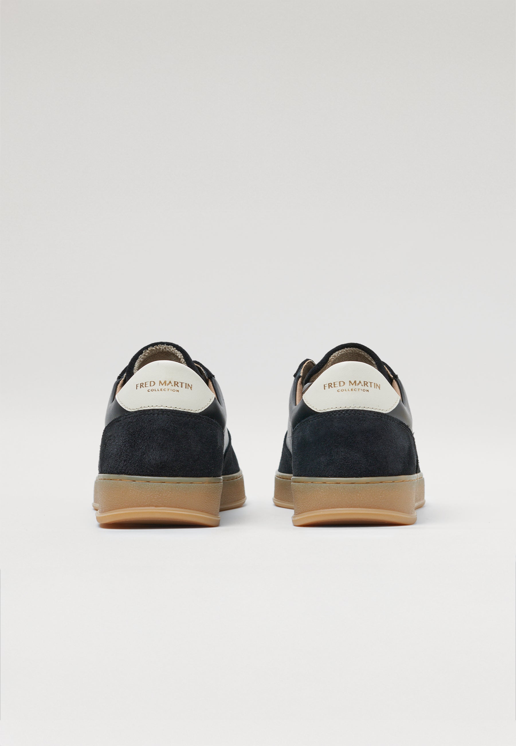 Sneakers - Retro Couture 02 Black Leather