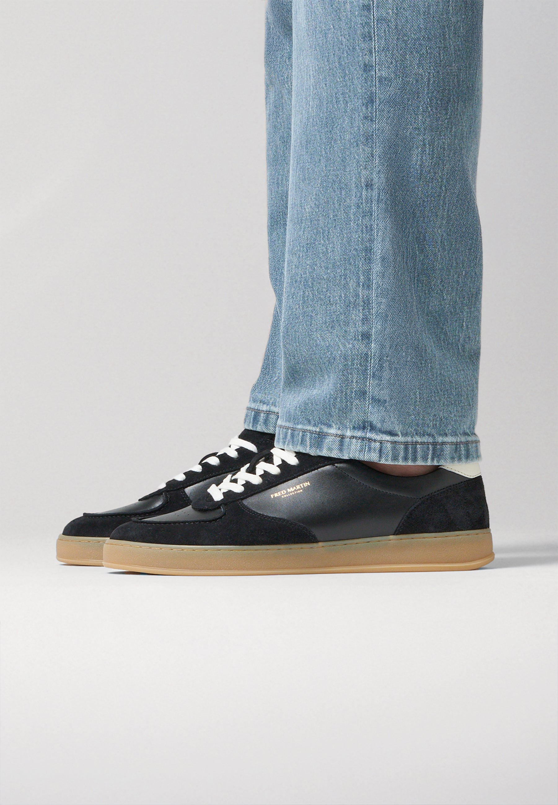 Sneakers - Retro Couture 02 Black Leather