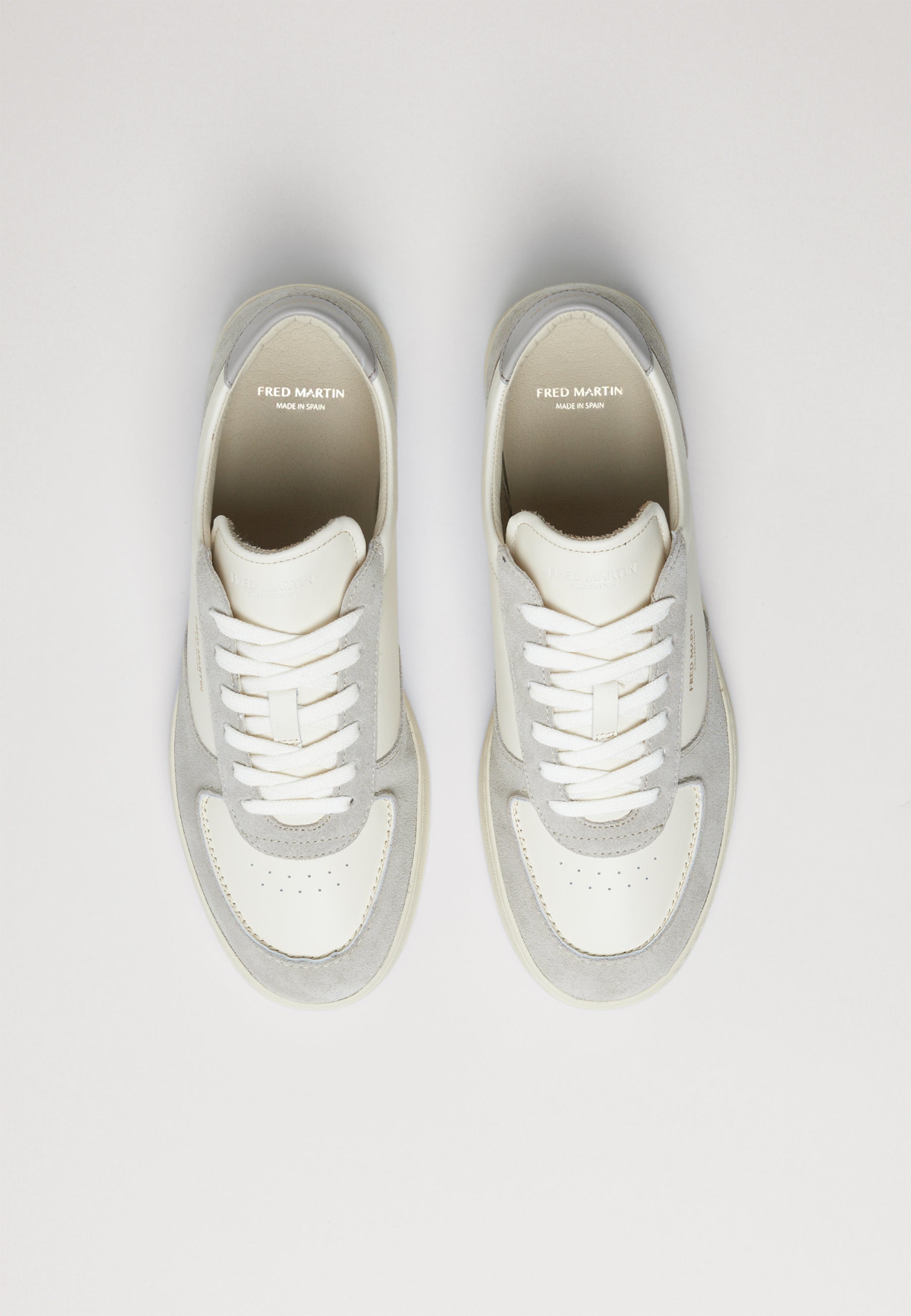 Sneakers - Retro Couture 02 Vapore Leather