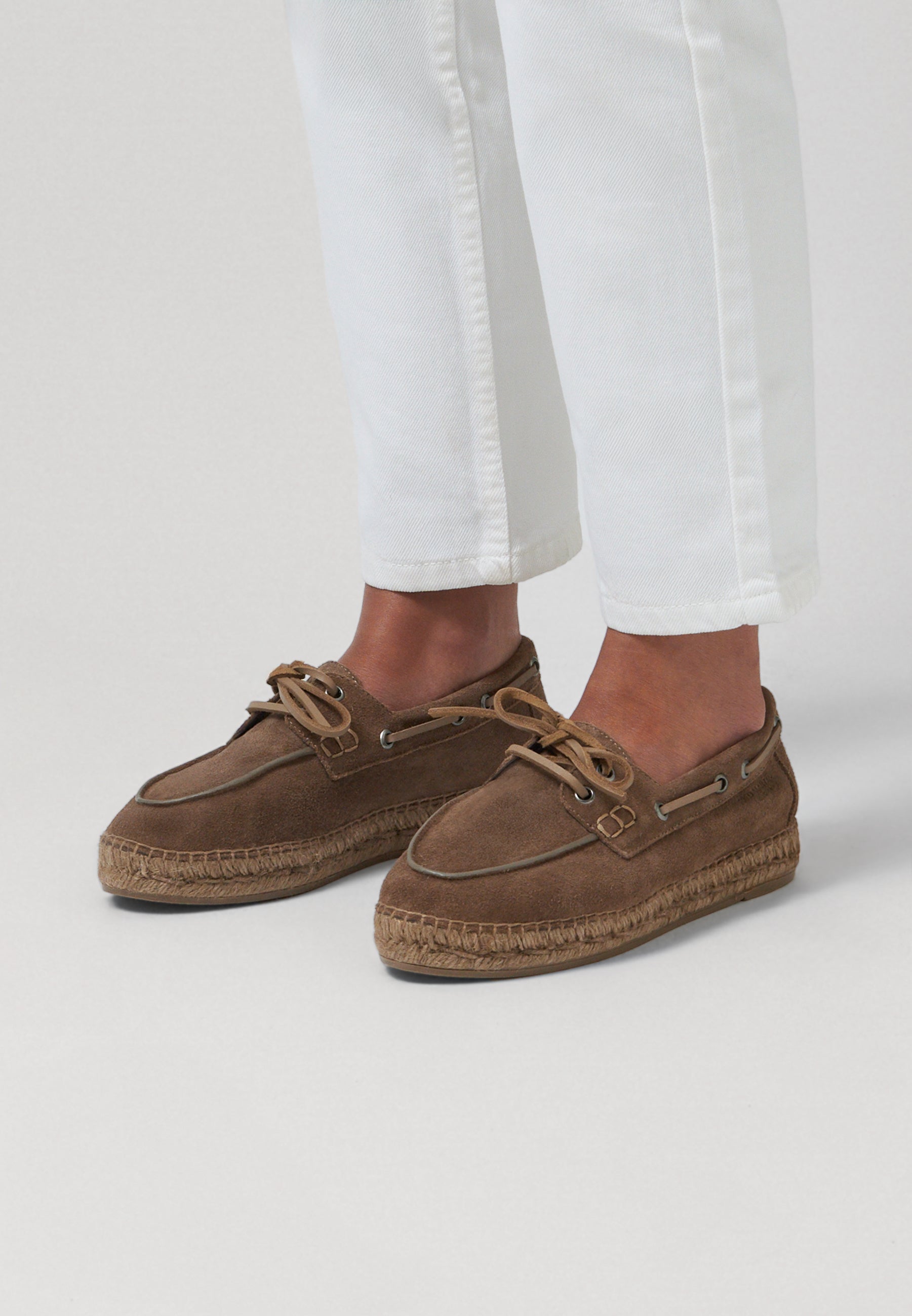 Boat Shoes Women - Taupe Suede