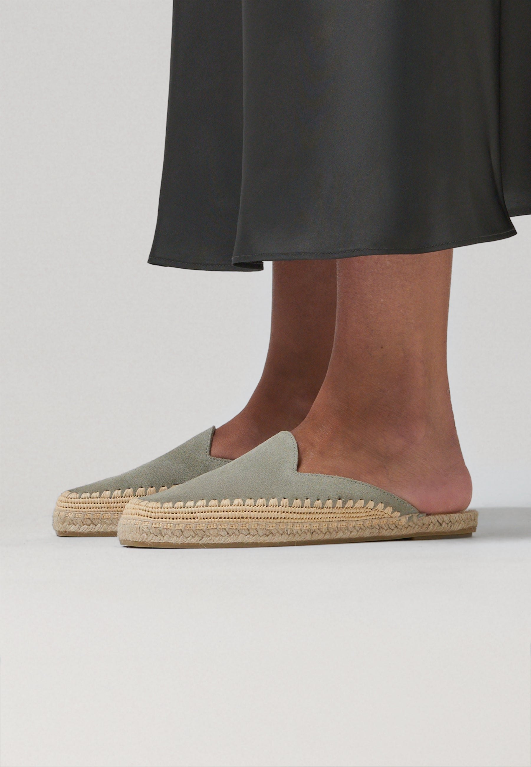 Raffia Mules - Sage Suede