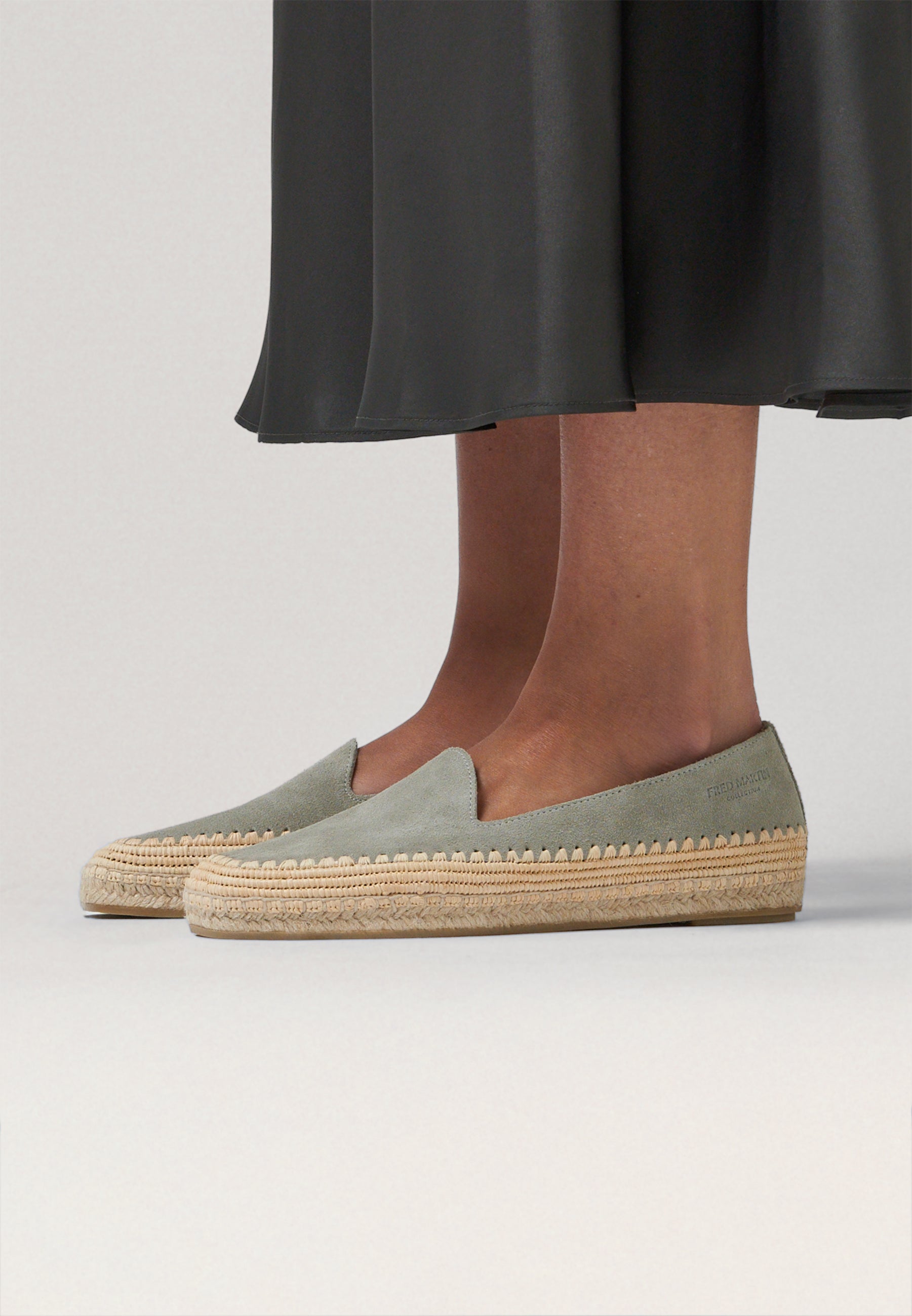 Raffia Slippers - Sage Suede