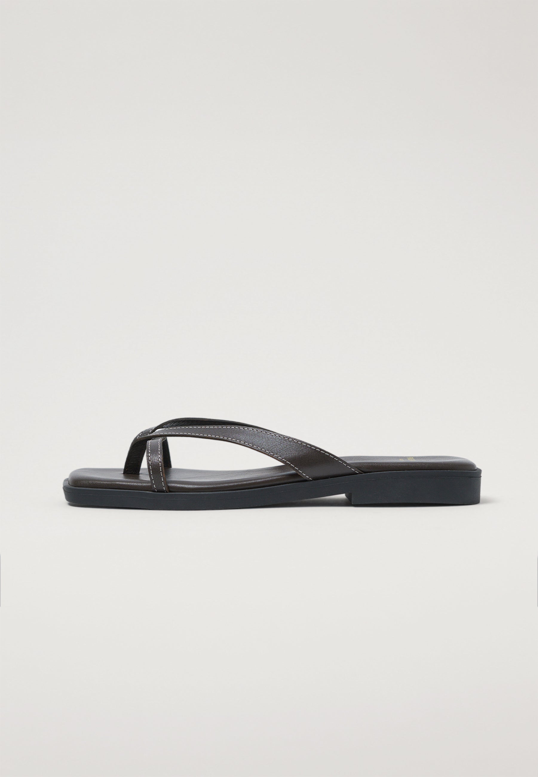 Thong Sandals - Chocolate Leather